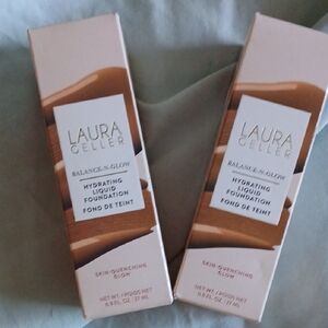 Laura Geller Balance-n-Glow Hydrating Liquid Foundation - Tan